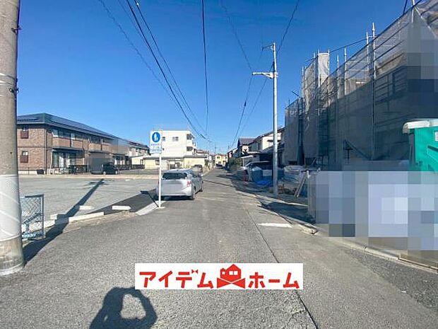 前面道路 平日・土日問わずご案内致します!お気軽にお問合わせ下さい♪