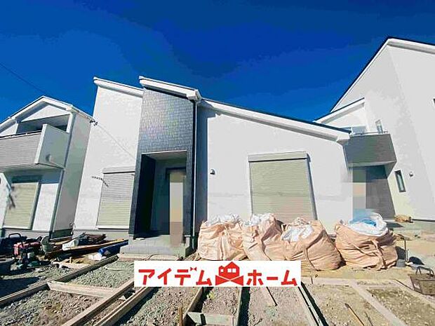 3号棟　外観写真 平日・土日問わずご案内致しますお気軽にお問合わせ下さい♪ 