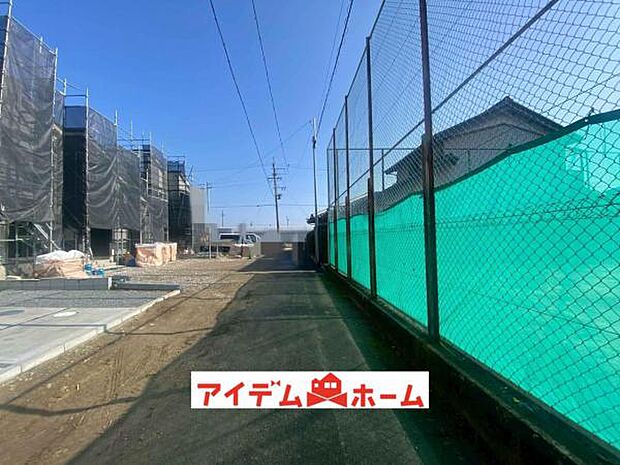 前面道路 平日・土日問わずご案内致しますお気軽にお問合わせ下さい♪ 