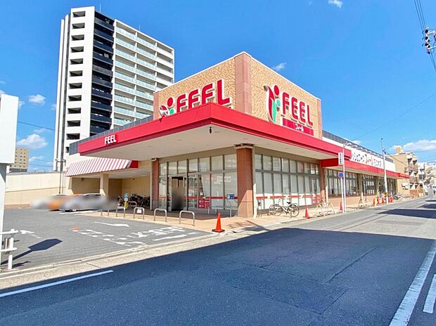 フィール 花の木店(676m)