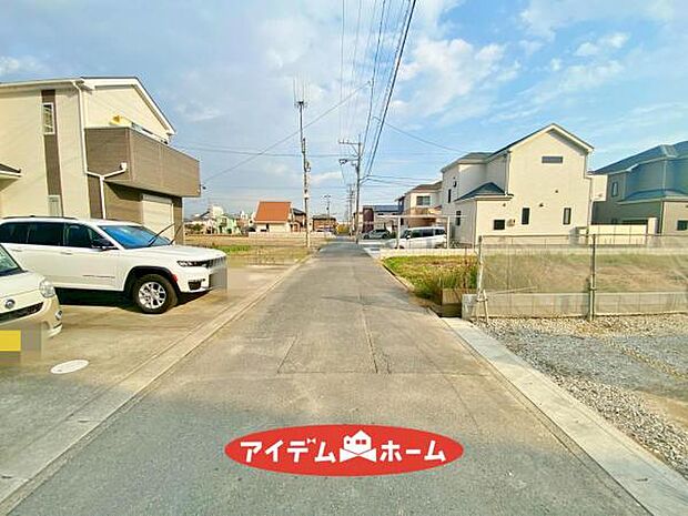 前面道路 平日・土日問わずご案内致しますお気軽にお問合わせ下さい♪ 