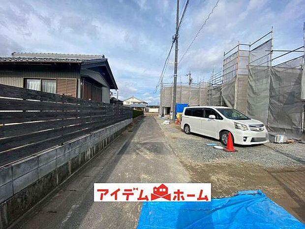 前面道路 平日・土日問わずご案内致しますお気軽にお問合わせ下さい♪ 