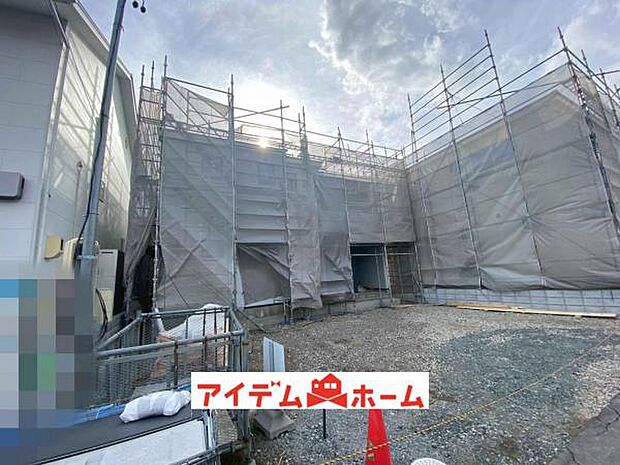 1号棟　外観写真 平日・土日問わずご案内致しますお気軽にお問合わせ下さい♪ 