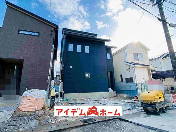 1号棟　外観写真 平日・土日問わずご案内致しますお気軽にお問合わせ下さい♪ 
