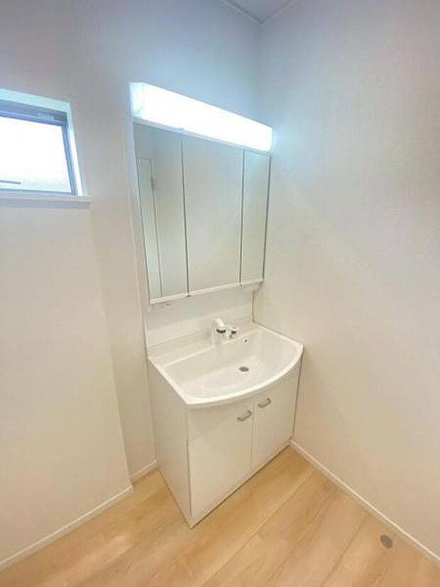 1号棟 休日、平日問わずお気軽にお問合せくださいませ。