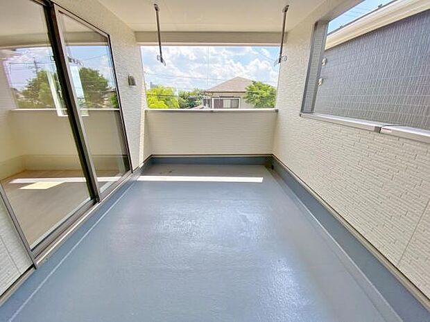 1号棟 休日、平日問わずお気軽にお問合せくださいませ。