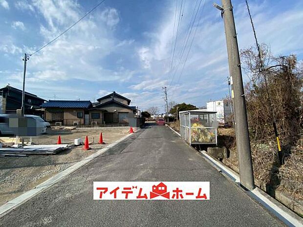 前面道路 平日・土日問わずご案内致しますお気軽にお問合わせ下さい♪ 