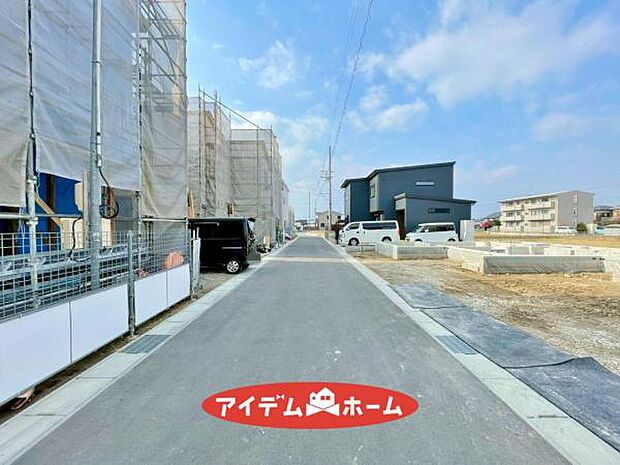 前面道路 平日・土日問わずご案内致しますお気軽にお問合わせ下さい♪ 
