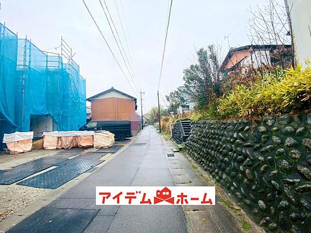 前面道路 平日・土日問わずご案内致します!お気軽にお問合わせ下さい♪