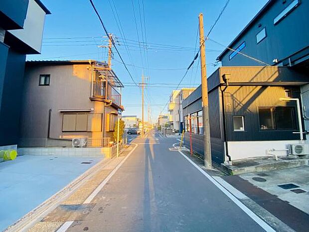 前面道路 平日・土日問わずご案内致します!お気軽にお問合わせ下さい♪