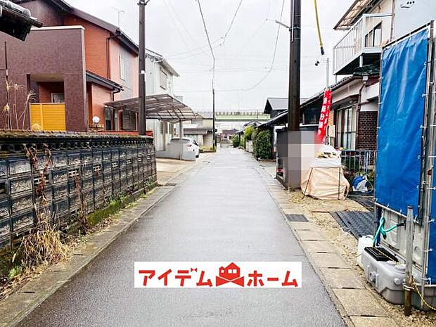 前面道路 平日・土日問わずご案内致します!お気軽にお問合わせ下さい♪