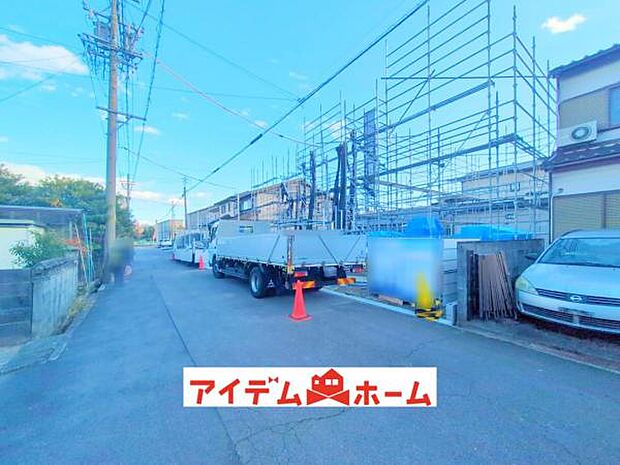 前面道路 平日・土日問わずご案内致しますお気軽にお問合わせ下さい♪ 