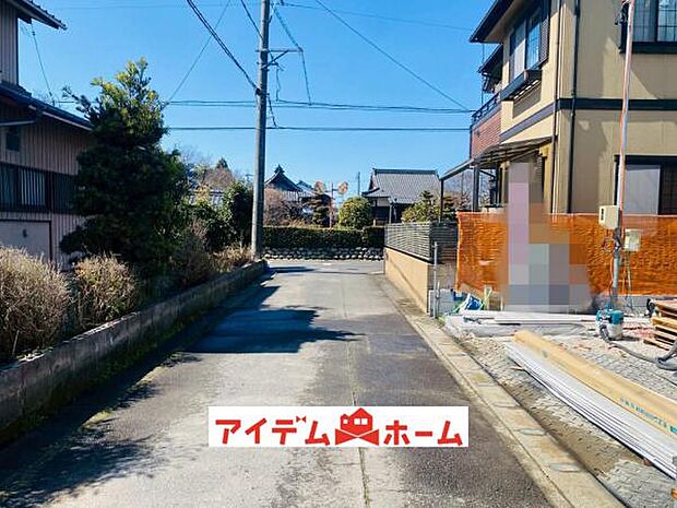 前面道路 平日・土日問わずご案内致します！お気軽にお問合わせ下さい♪ 