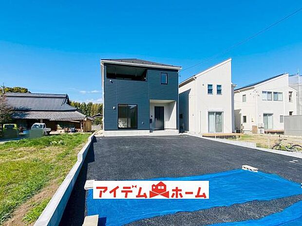 2号棟　外観写真 平日・土日問わずご案内致します！お気軽にお問合わせ下さい♪ 