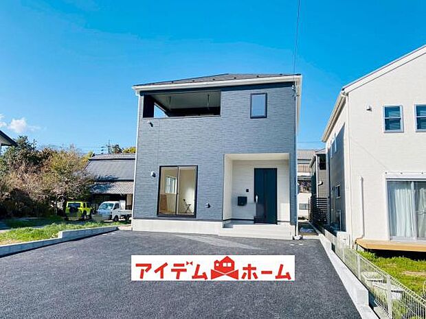 2号棟　外観写真 平日・土日問わずご案内致します！お気軽にお問合わせ下さい♪ 