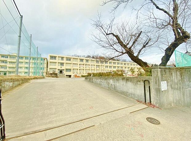 各務原市立那加第一小学校(800m)