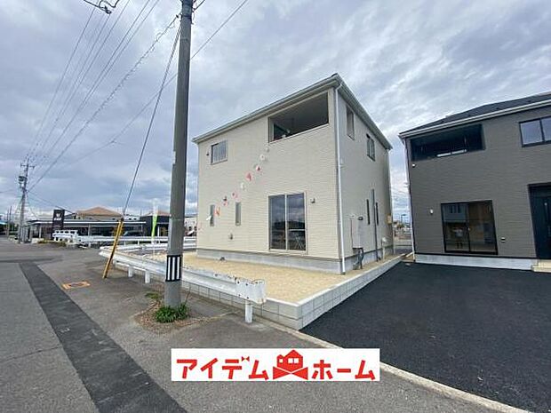 2号棟　外観写真 平日・土日問わずご案内致します！お気軽にお問合わせ下さい♪ 