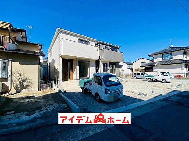 5号棟　外観写真 平日・土日問わずご案内致します！お気軽にお問合わせ下さい♪ 