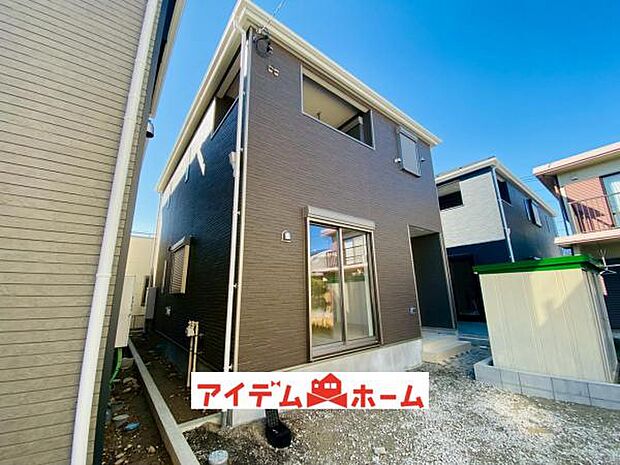 3号棟　外観写真 平日・土日問わずご案内致します！お気軽にお問合わせ下さい♪ 