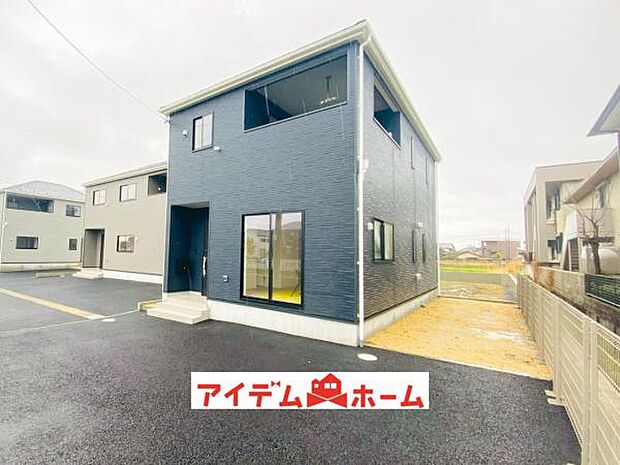 4号棟 外観写真 平日・土日問わずご案内致します!お気軽にお問合わせ下さい♪