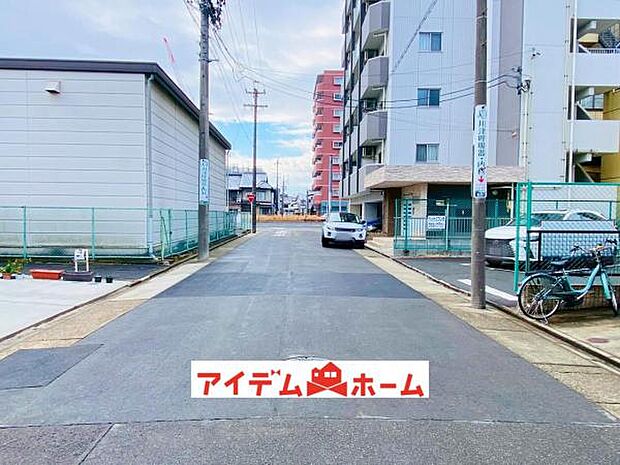 前面道路 平日・土日問わずご案内致しますお気軽にお問合わせ下さい♪ 