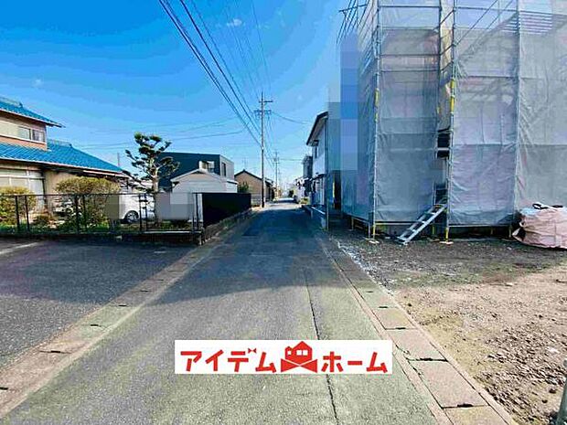 前面道路 平日・土日問わずご案内致しますお気軽にお問合わせ下さい♪ 