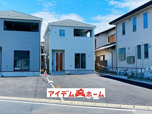 2号棟　外観写真 平日・土日問わずご案内致します！お気軽にお問合わせ下さい♪