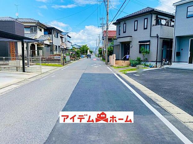 前面道路 平日・土日問わずご案内致します！お気軽にお問合わせ下さい♪