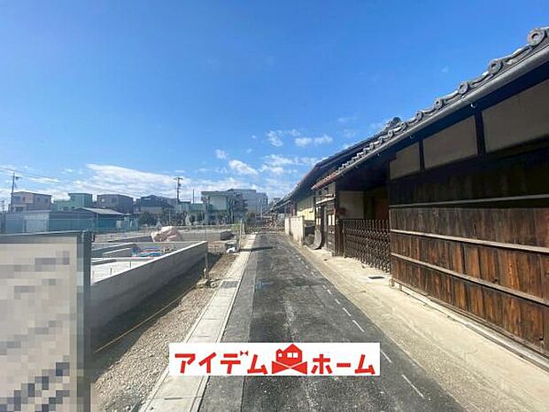 前面道路 平日・土日問わずご案内致します!お気軽にお問合わせ下さい♪