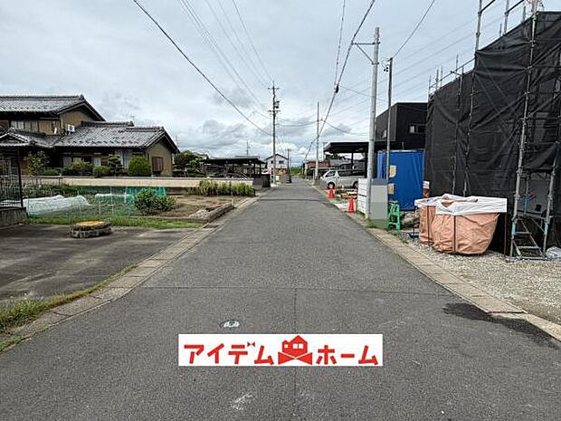 前面道路 平日・土日問わずご案内致します!お気軽にお問合わせ下さい♪