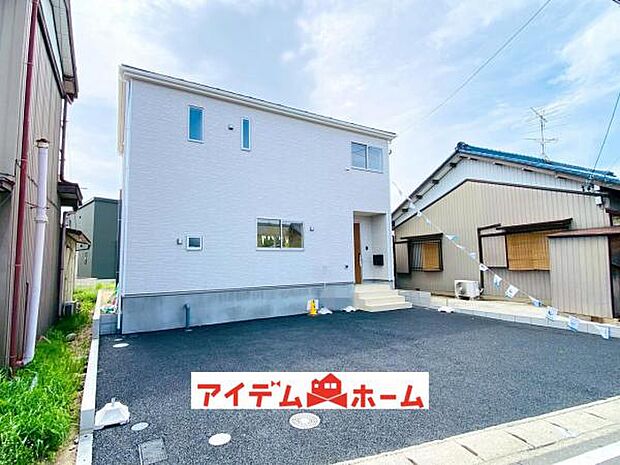 1号棟 外観写真 平日・土日問わずご案内致します!お気軽にお問合わせ下さい♪