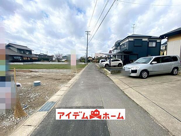 前面道路 平日・土日問わずご案内致します!お気軽にお問合わせ下さい♪