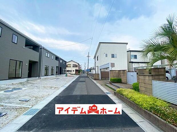 前面道路 平日・土日問わずご案内致します!お気軽にお問合わせ下さい♪