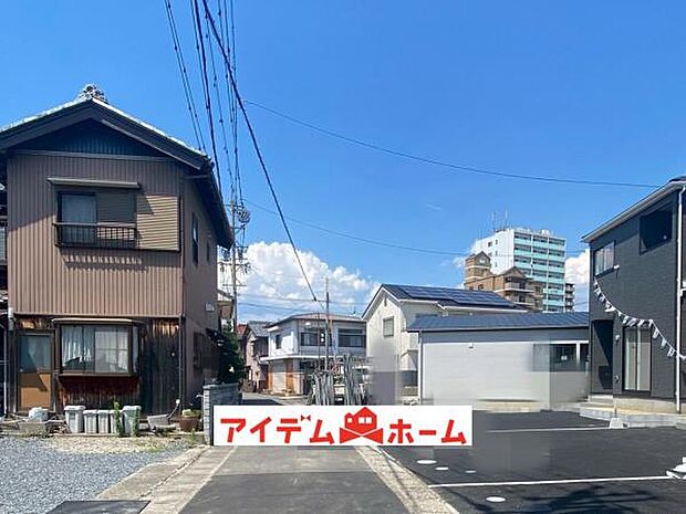 前面道路 平日・土日問わずご案内致します!お気軽にお問合わせ下さい♪