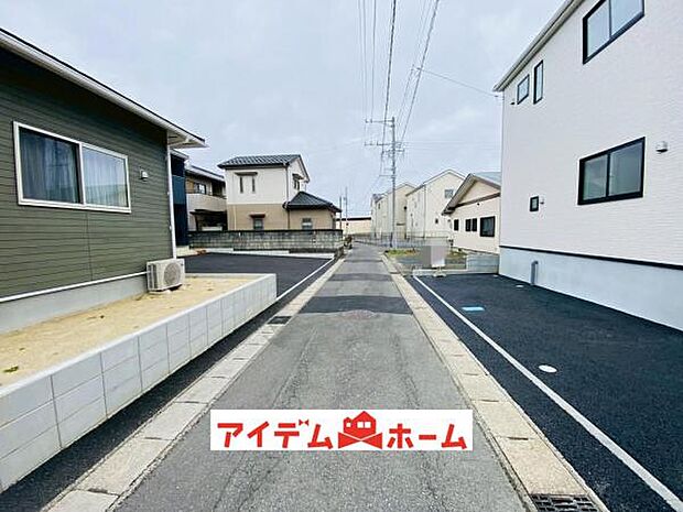 前面道路 平日・土日問わずご案内致します!お気軽にお問合わせ下さい♪