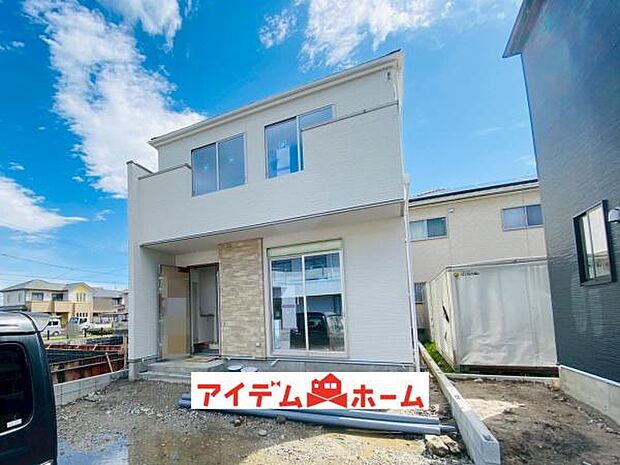 3号棟　外観写真 平日・土日問わずご案内致します！お気軽にお問合わせ下さい♪ 