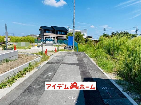 前面道路 平日・土日問わずご案内致します！お気軽にお問合わせ下さい♪