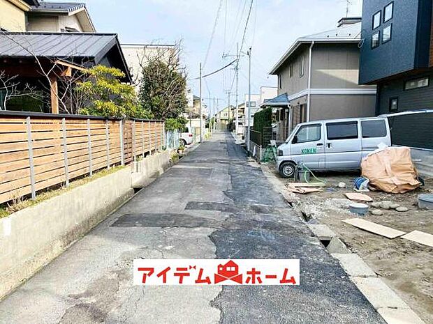 前面道路 平日・土日問わずご案内致します！お気軽にお問合わせ下さい♪ 