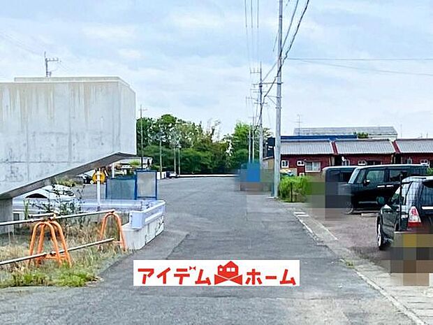 前面道路 平日・土日問わずご案内致します!お気軽にお問合わせ下さい♪