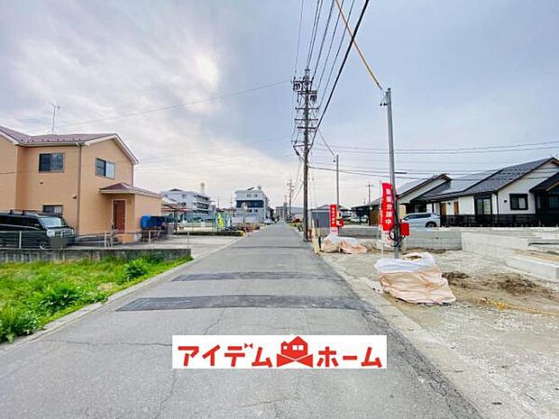 前面道路 平日・土日問わずご案内致します!お気軽にお問合わせ下さい♪