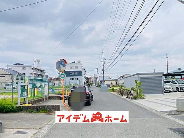 前面道路 平日・土日問わずご案内致します!お気軽にお問合わせ下さい♪