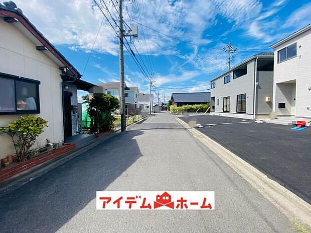 前面道路 平日・土日問わずご案内致します!お気軽にお問合わせ下さい♪