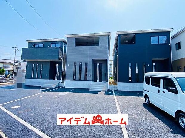 2号棟 外観写真 平日・土日問わずご案内致します!お気軽にお問合わせ下さ