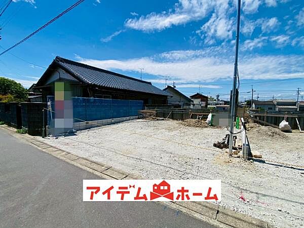 2号棟　外観写真 平日・土日問わずご案内致します！お気軽にお問合わせ下さい♪