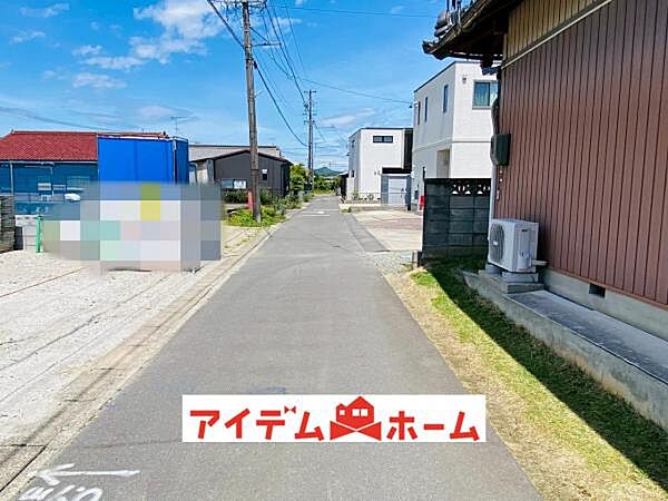前面道路 平日・土日問わずご案内致します！お気軽にお問合わせ下さい♪
