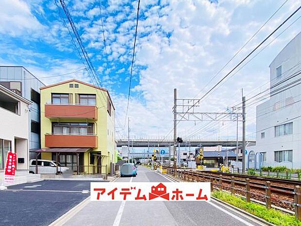 前面道路 平日・土日問わずご案内致します!お気軽にお問合わせ下さい♪