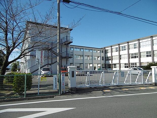 あま市立正則小学校(800m)