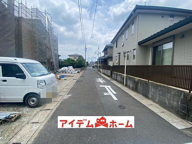 前面道路 平日・土日問わずご案内致します!お気軽にお問合わせ下さい♪