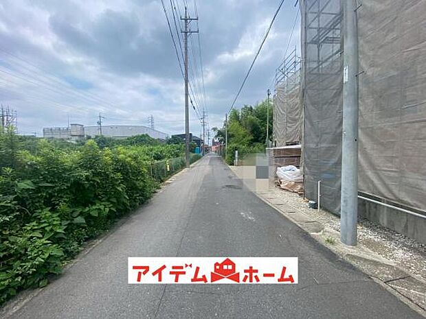 前面道路 平日・土日問わずご案内致します!お気軽にお問合わせ下さい♪