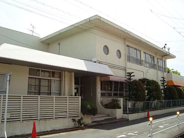 六ツ師保育園（421m）